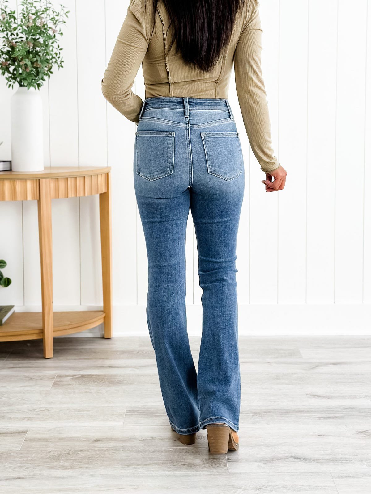 đ„Sommer-Sale: 50% RABATTâ€ïžđHoly Grail Bootcut-Jeans zur Bauchkontrolle