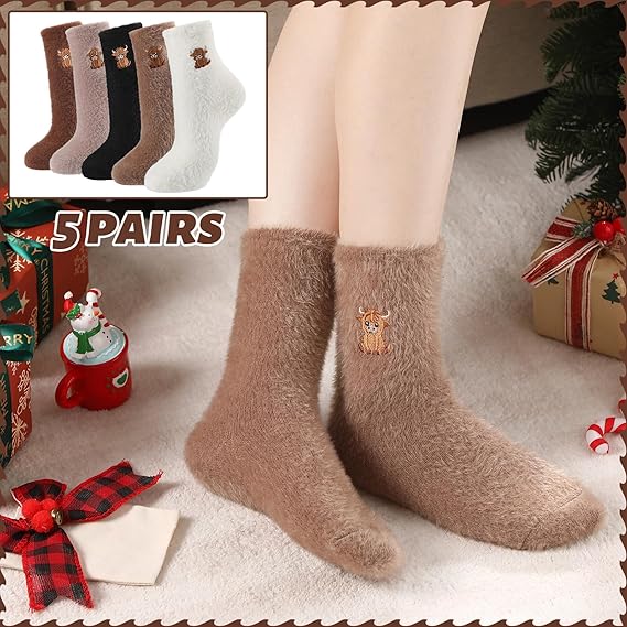 ⏳LETZTER TAG DES SALE 50 % RABATT!🔥Süße, warme Plüschsocken für Damen mit Highland-Kuh-Stickerei