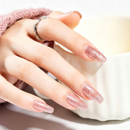 Peel-Off-Nagellack auf Wasserbasis